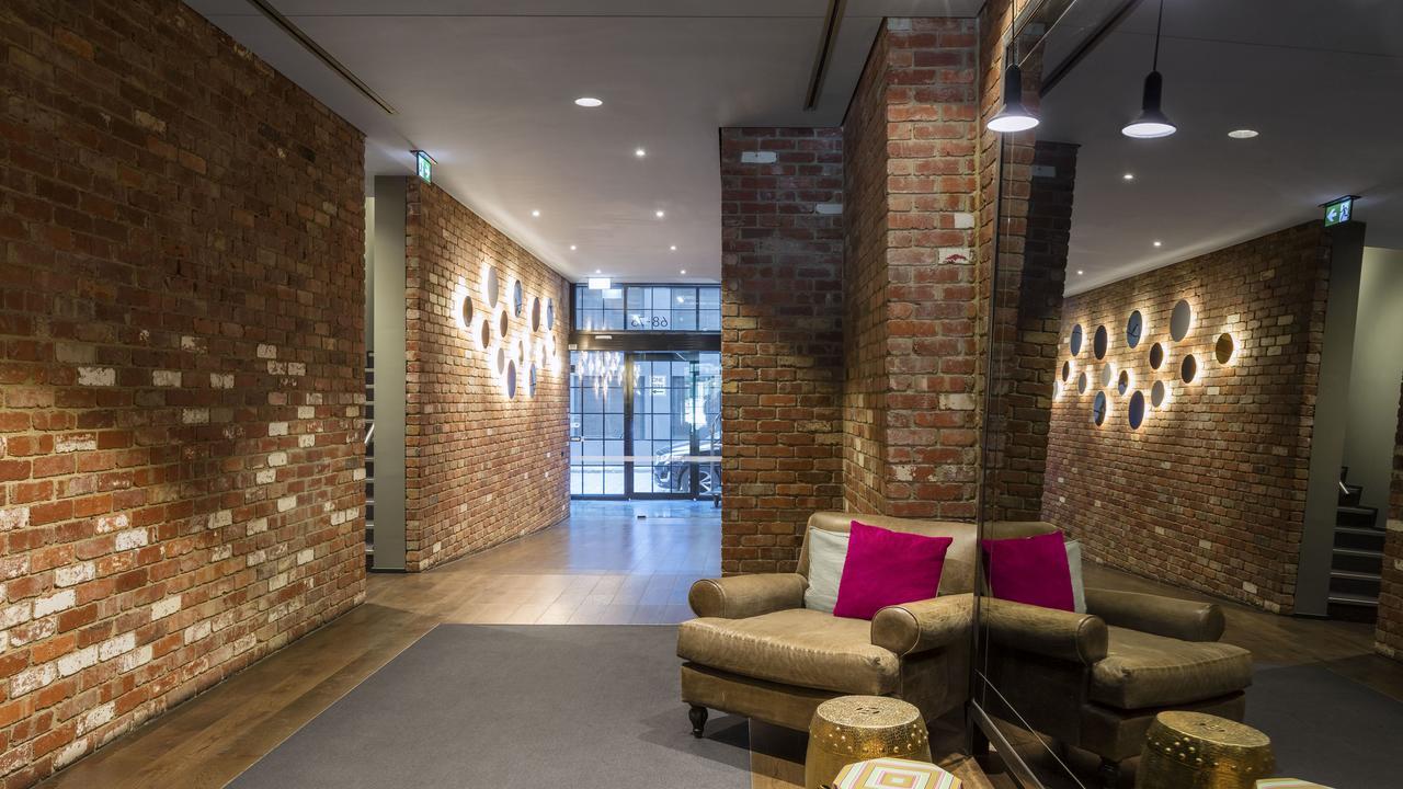 Wrap On Southbank Aparthotel Melbourne Exterior photo